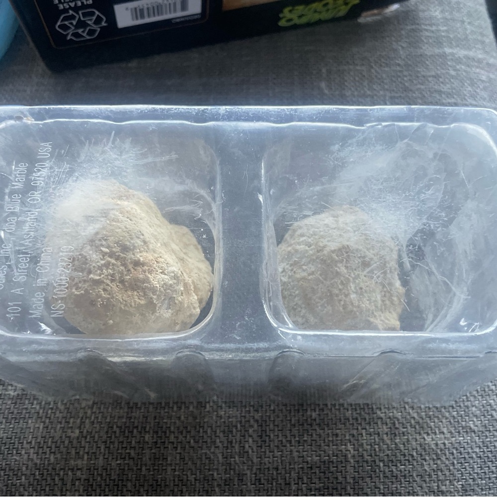 Brand new in box two Premium Jumbo Geodes. Find premium crystal treasures - Picture 3 of 5